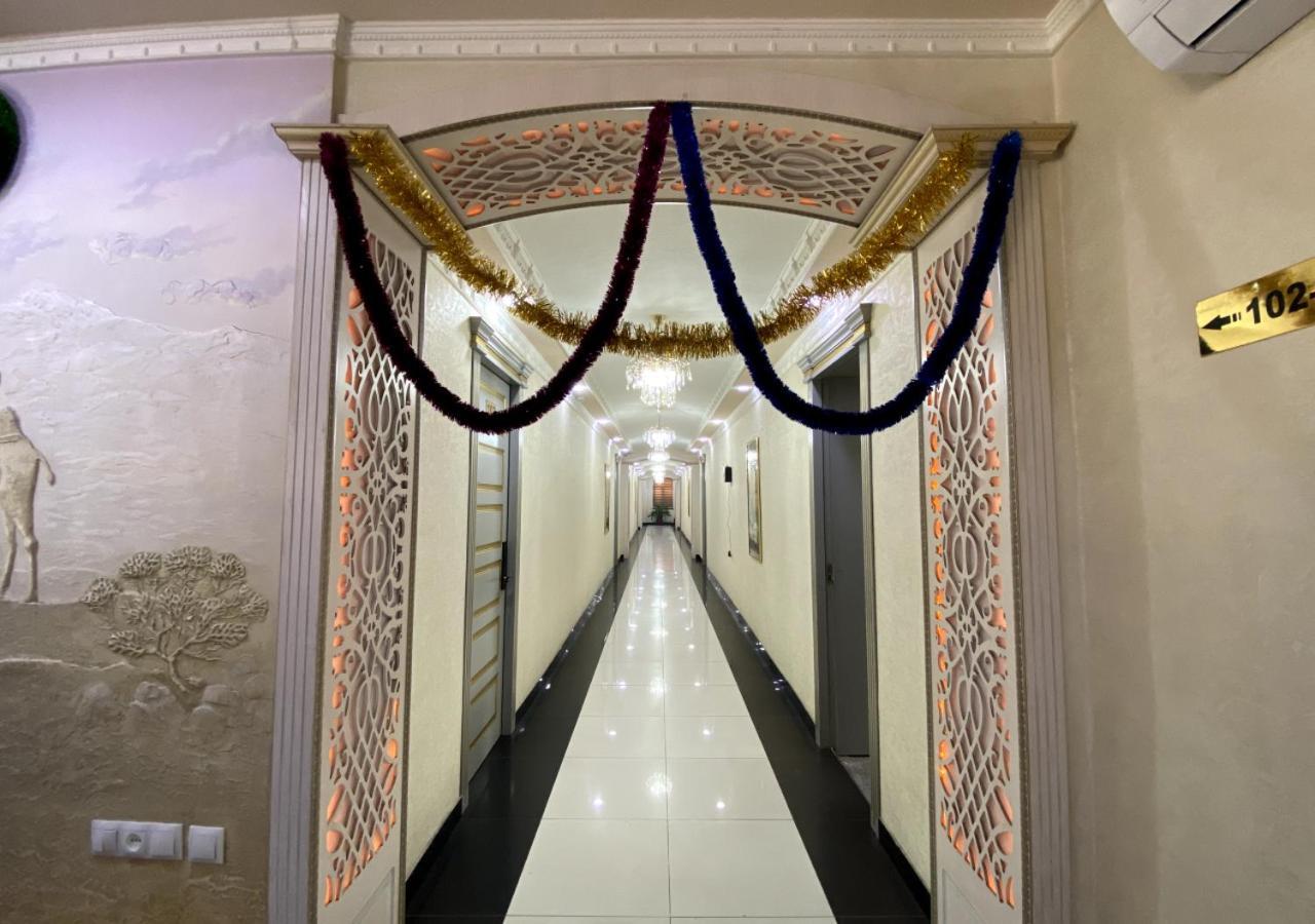 Diyor Hotel Marghilon Exterior foto